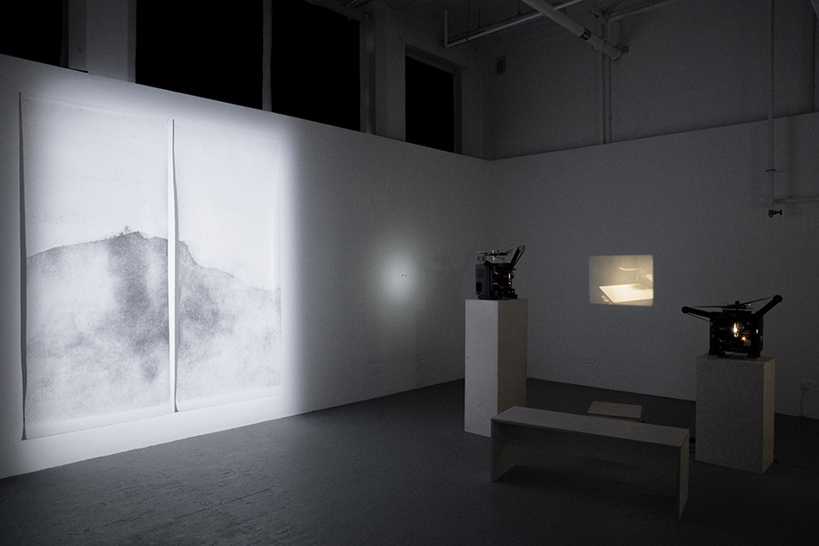 http://lizharrington.com/files/gimgs/54_3lizharringtonslade2026installview3imagereversemagic.jpg